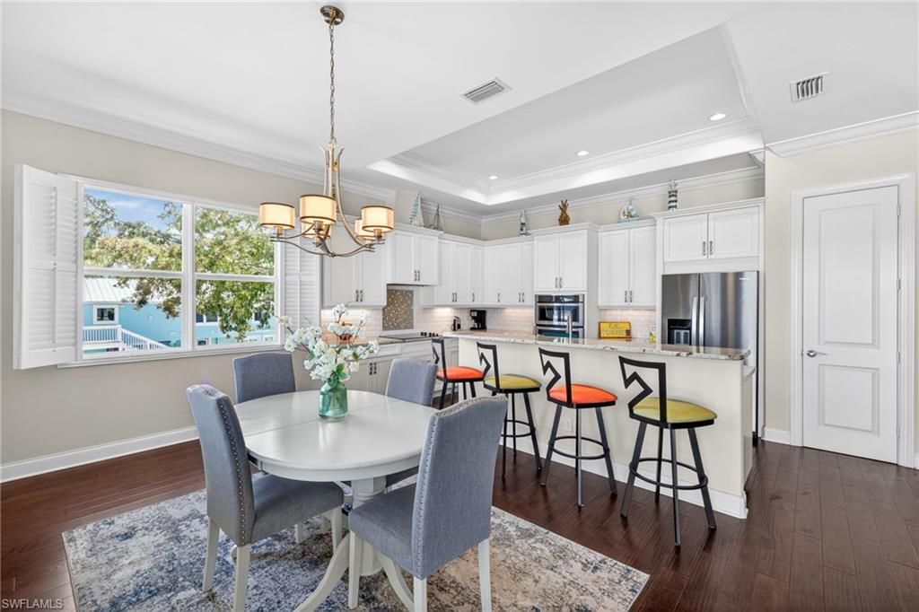 243 Driftwood LN, FORT MYERS BEACH, FL 33931 — photo 5