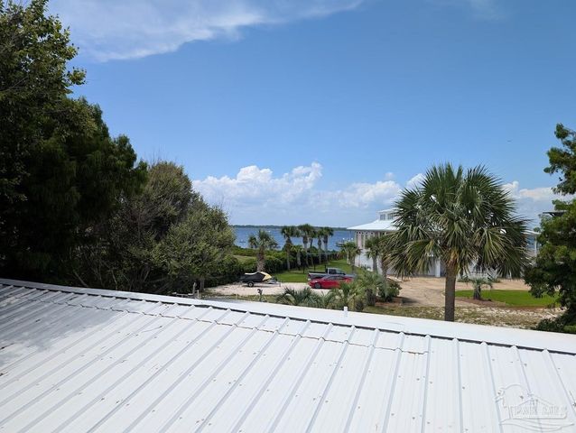14 Sabine Dr, Pensacola Beach, FL 32561