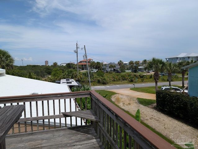 14 Sabine Dr, Pensacola Beach, FL 32561