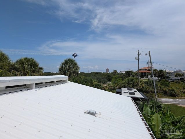 14 Sabine Dr, Pensacola Beach, FL 32561