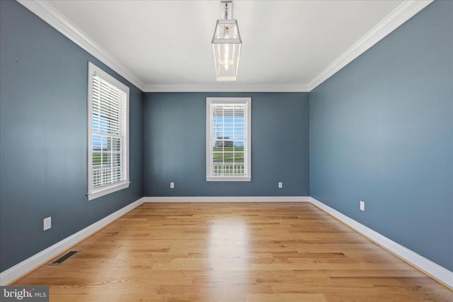 325 DEHAVEN DR, Clear Brook, VA 22624