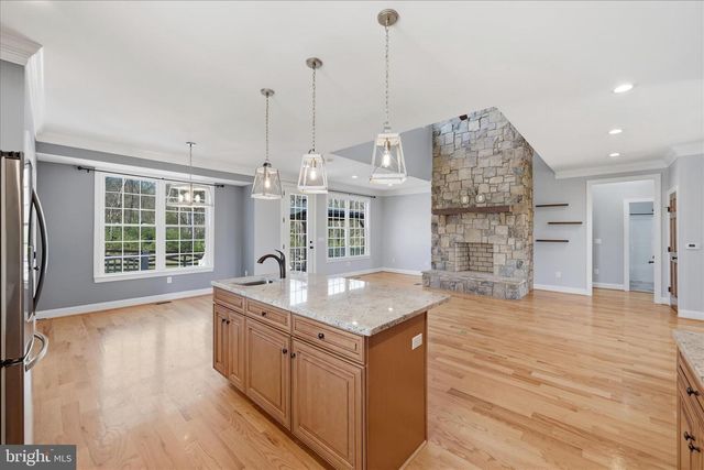 325 DEHAVEN DR, Clear Brook, VA 22624