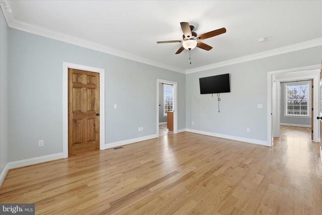 325 DEHAVEN DR, Clear Brook, VA 22624