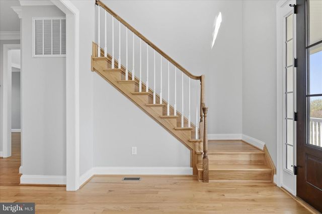 325 DEHAVEN DR, Clear Brook, VA 22624