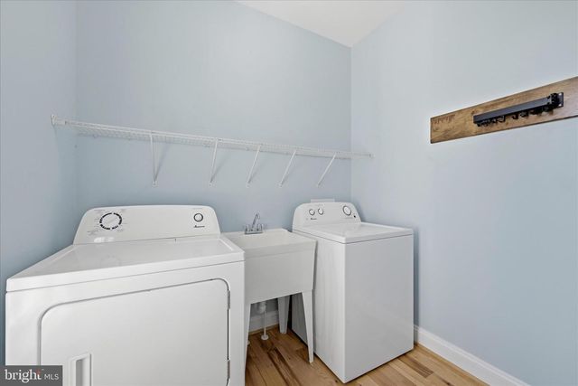 325 DEHAVEN DR, Clear Brook, VA 22624