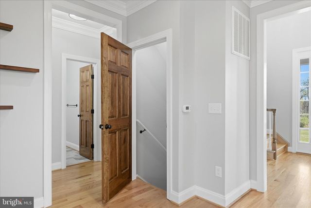 325 DEHAVEN DR, Clear Brook, VA 22624