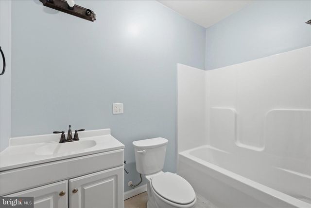325 DEHAVEN DR, Clear Brook, VA 22624