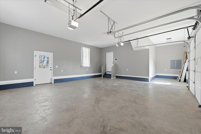 325 DEHAVEN DR, Clear Brook, VA 22624