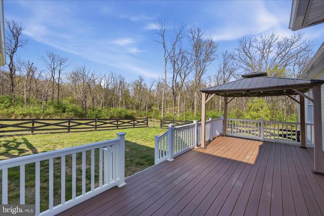 325 DEHAVEN DR, Clear Brook, VA 22624