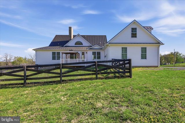 325 DEHAVEN DR, Clear Brook, VA 22624
