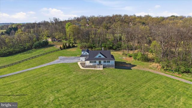 325 DEHAVEN DR, Clear Brook, VA 22624