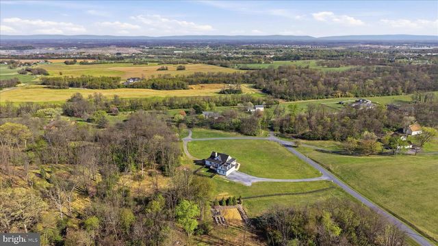325 DEHAVEN DR, Clear Brook, VA 22624