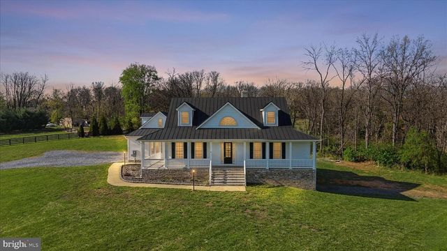 325 DEHAVEN DR, Clear Brook, VA 22624