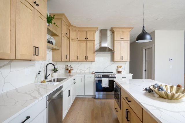 78 Metacomet Road 78, West Bridgewater, MA 02379