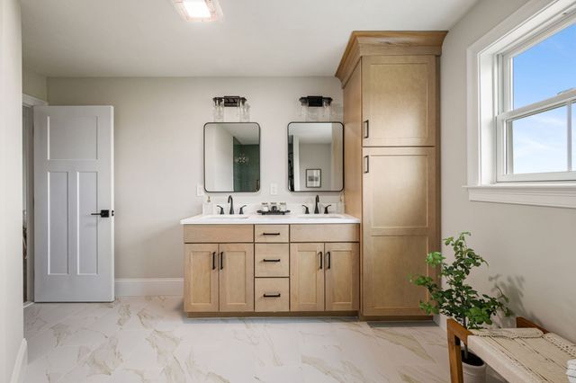 78 Metacomet Road 78, West Bridgewater, MA 02379
