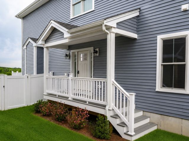 78 Metacomet Road 78, West Bridgewater, MA 02379