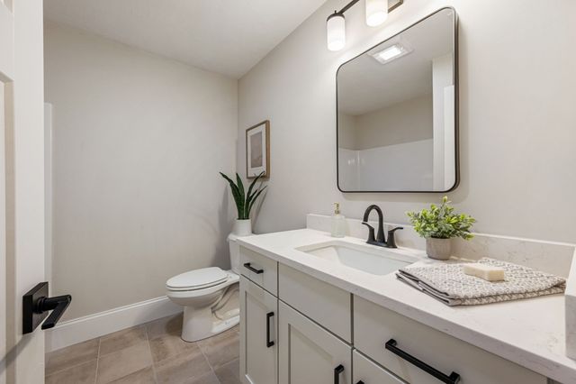 78 Metacomet Road 78, West Bridgewater, MA 02379