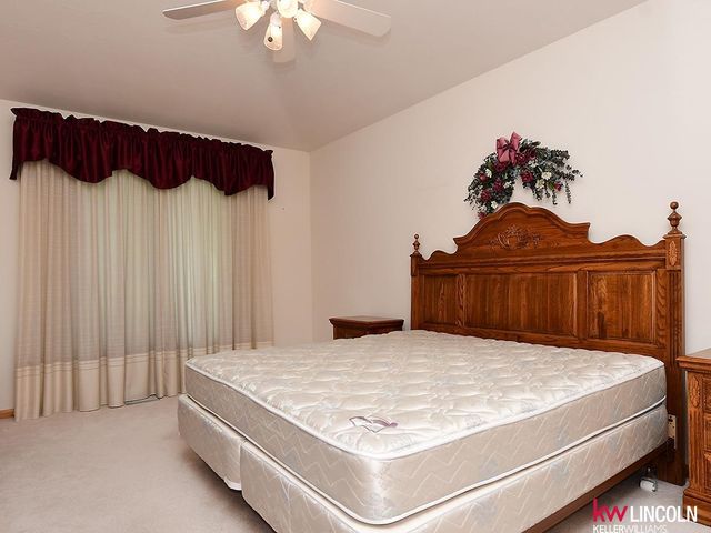 6544 Darlington Court, Lincoln, NE 68510