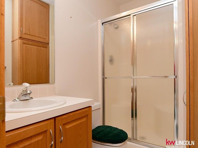 6544 Darlington Court, Lincoln, NE 68510
