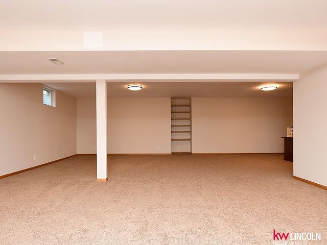6544 Darlington Court, Lincoln, NE 68510