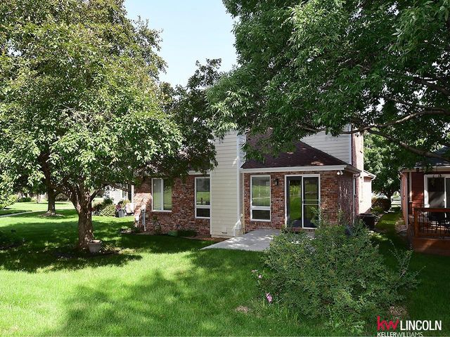 6544 Darlington Court, Lincoln, NE 68510