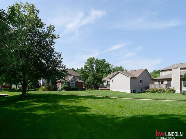 6544 Darlington Court, Lincoln, NE 68510