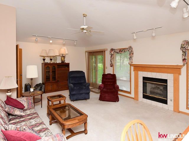 6544 Darlington Court, Lincoln, NE 68510