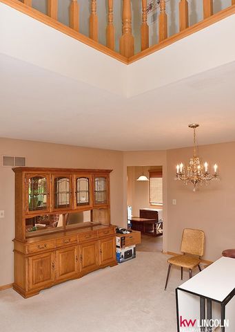 6544 Darlington Court, Lincoln, NE 68510