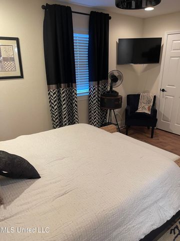 1282 Beach Boulevard, 106, Biloxi, MS 39530