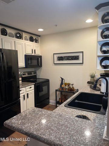 1282 Beach Boulevard, 106, Biloxi, MS 39530