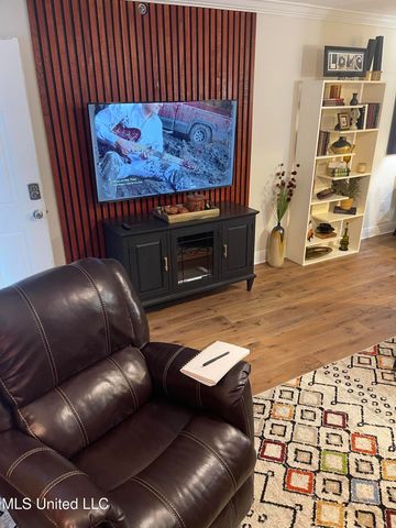 1282 Beach Boulevard, 106, Biloxi, MS 39530