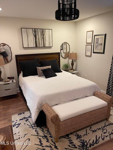 1282 Beach Boulevard, 106, Biloxi, MS 39530