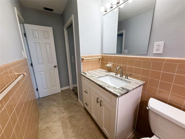 500 140TH AVENUE E, Madeira Beach, FL 33708