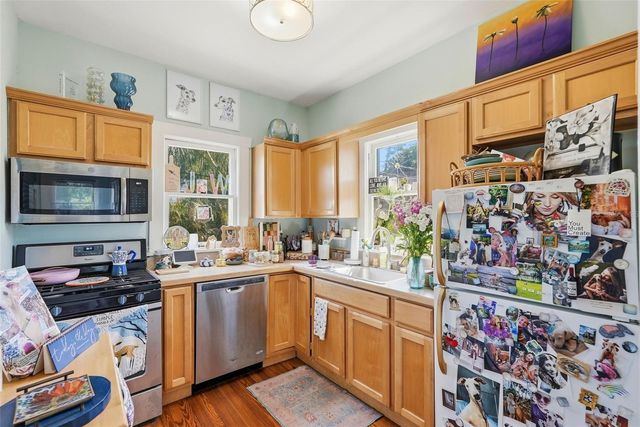 855 28TH AVENUE N, St Petersburg, FL 33704