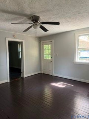 662 Wise Ave, Petersburg, VA 23803