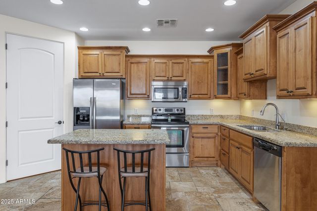 12040 N SAGUARO Boulevard 104, Fountain Hills, AZ 85268