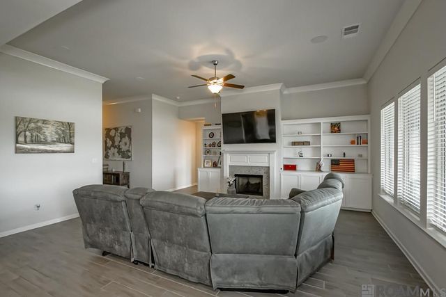 8772 Tatler St, Denham Springs, LA 70706