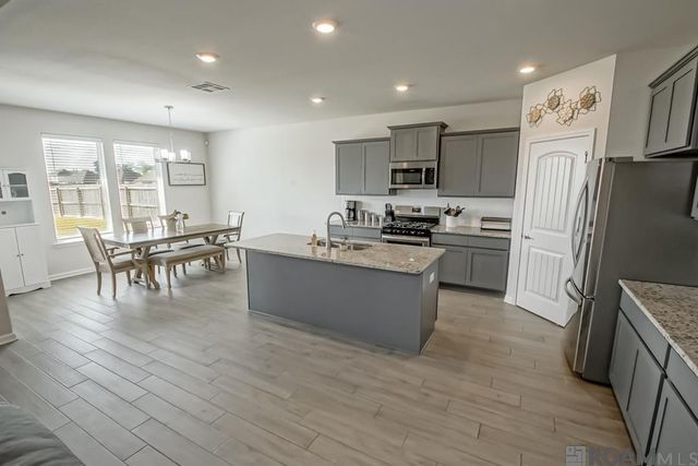 8772 Tatler St, Denham Springs, LA 70706