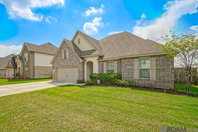 8772 Tatler St, Denham Springs, LA 70706