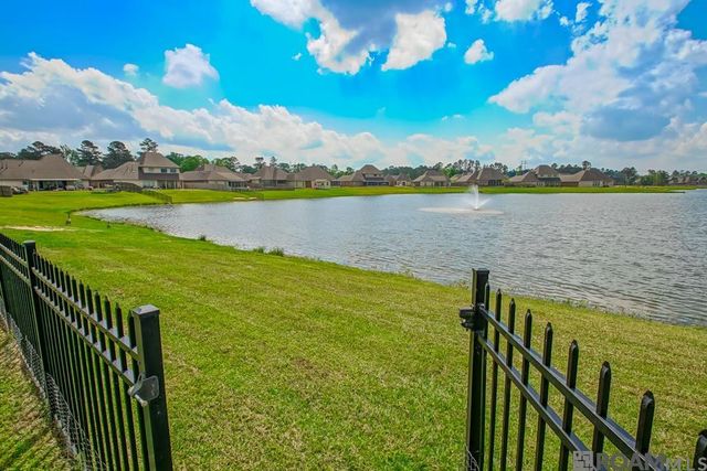 8772 Tatler St, Denham Springs, LA 70706