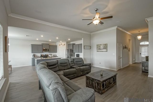 8772 Tatler St, Denham Springs, LA 70706