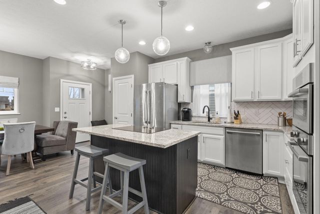 5232 Estuary Lane, 13A, Dublin, OH 43016