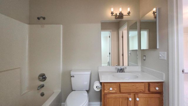 100 Henry Drive, Berea, KY 40403