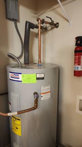 100 Henry Drive, Berea, KY 40403