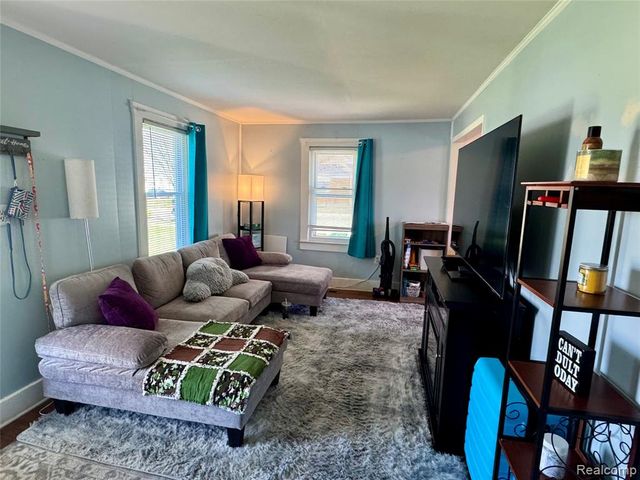 1507 Pagel Avenue, Lincoln Park, MI 48146