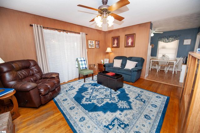 109 Pawnee Drive, Spartanburg, SC 29301