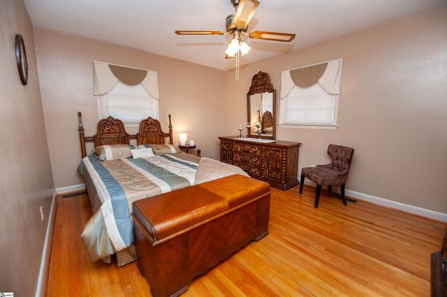 109 Pawnee Drive, Spartanburg, SC 29301