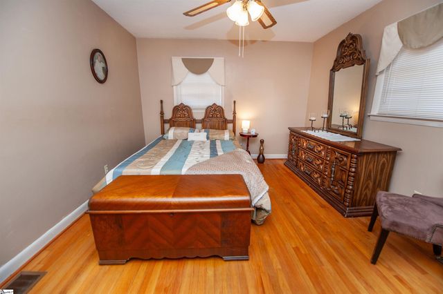 109 Pawnee Drive, Spartanburg, SC 29301