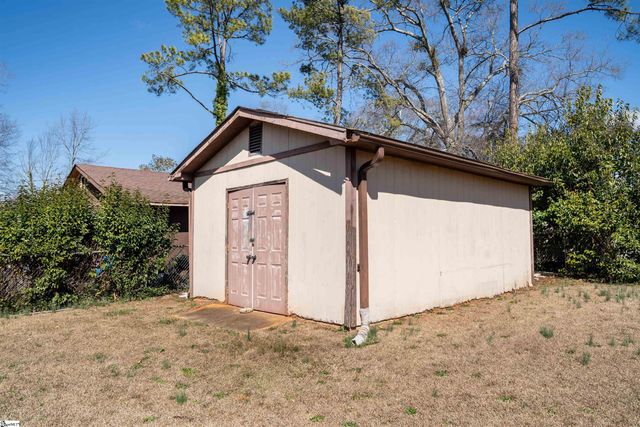 109 Pawnee Drive, Spartanburg, SC 29301