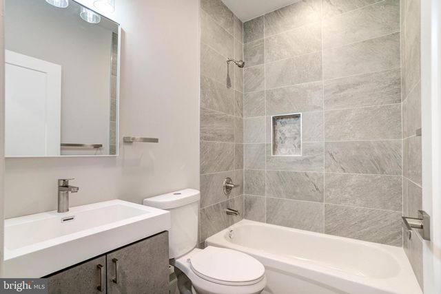 5005 WALNUT ST, Philadelphia, PA 19139